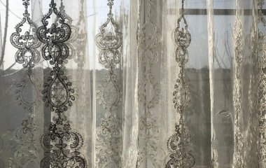 Як відбілити тюль до Великодня: один простий спосіб, який прибирає жовтизну з першого разу