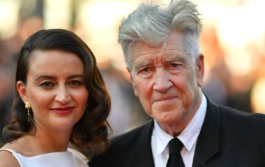 Жена 77-летнего Дэвида Линча подала на развод и выдвинула требования