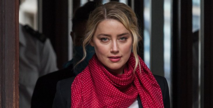 Эмбер Герд была замечена за покупкой одежды в стоковом магазине