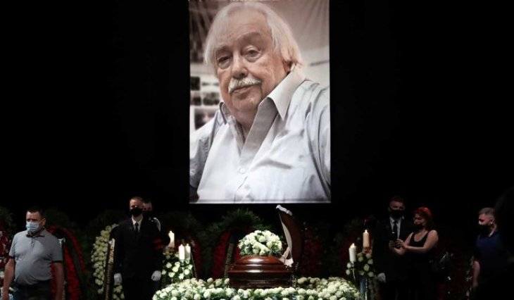 Юлечка забрала: Лысенко похоронили рядом с Началовой