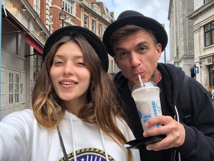 Беременная Регина Тодоренко показала семейную идиллию с Владом Топаловым