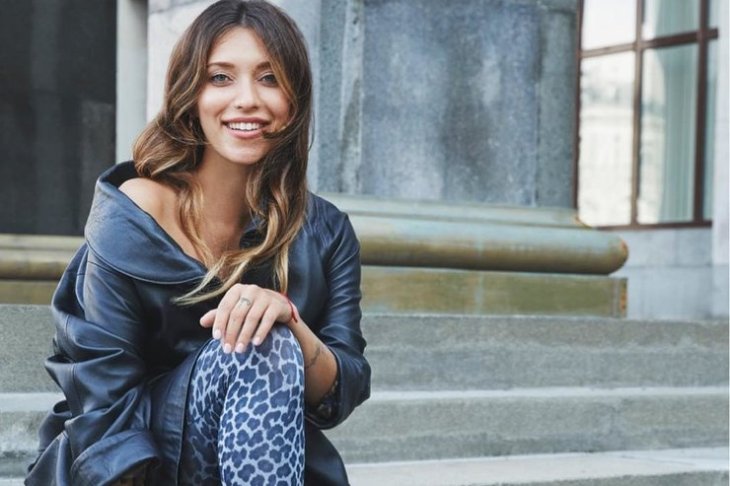 Регина Тодоренко продолжает делиться с подписчиками историями беременности