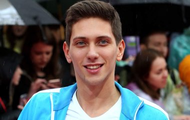 Ю секси мазафака: 23-летний сын олигарха певец Юркисс получил медаль ордена 