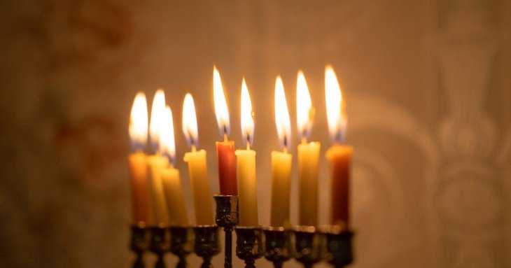 15 квітня — яке церковне свято, чому не слід трусити матраци