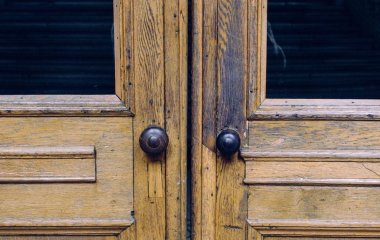 Магія вхідних дверей: відьма пояснила, як захистити оселю від негативу