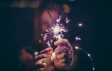 Какие 3 платья нельзя надевать на Новый год женщинам старше 40 лет: мнение стилиста