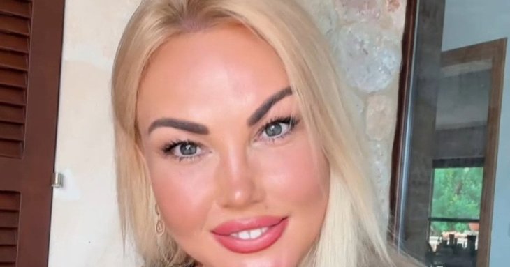 Камалія засвітила свою маму-блондинку та розчулила відвертим зізнанням