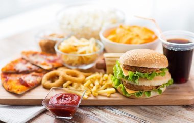Врачи рассказали, от каких продуктов стоит отказаться при гипертонии