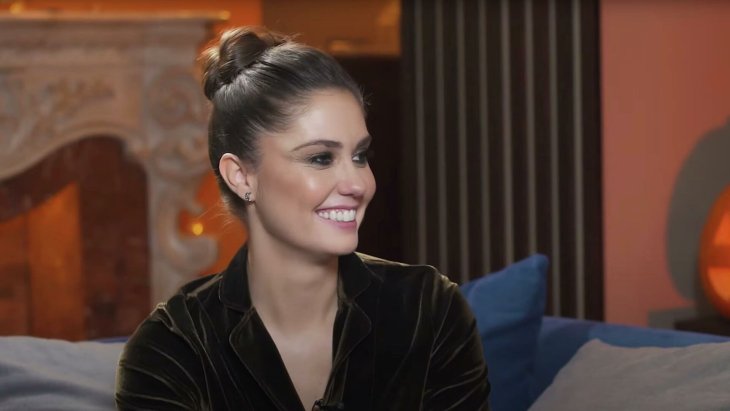 Развод пошел на пользу: Агата Муцениеце показала пышную грудь в обтягивающем боди