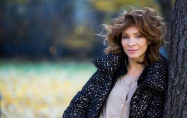 Елена Подкаминская похвасталась стройными ногами