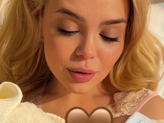 Аліна Гросу вперше після народження сина вийшла на зв'язок: як минули її пологи на кого схожий малюк