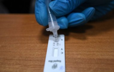 Лікар розповіла про важливість самотестування на COVID-19