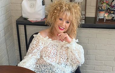 Алла Пугачева пригласила в гости Светлану Лободу и других звездных друзей