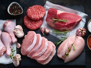 Ученые выяснили, как красное мясо приводит к инфарктам и инсультам