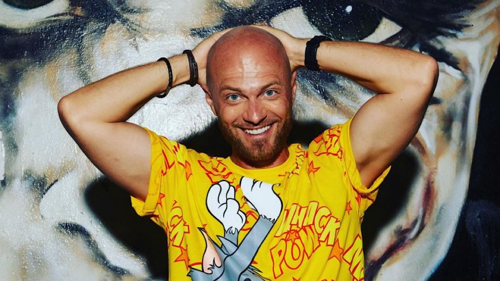 Прячется на юге? Влад Яма засветился на черноморском курорте