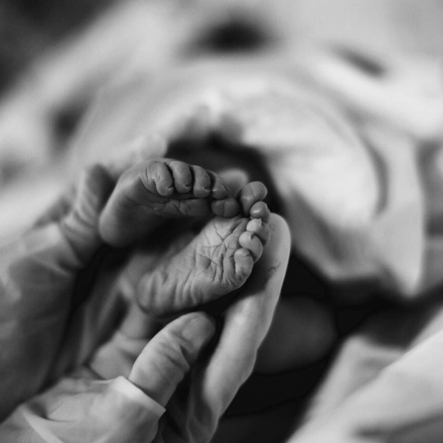 Юлія Ковальчук звернулася до новонародженої доньки та показала її перше ФОТО