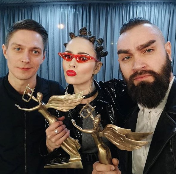 Юлия Санина с мужем фото