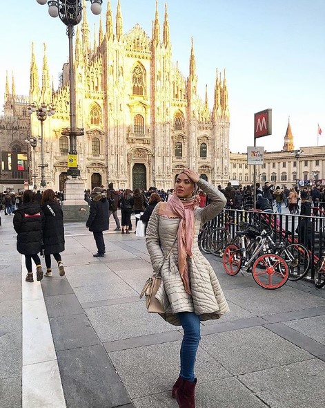 Вика из "НеАнгелов" в Милане фото