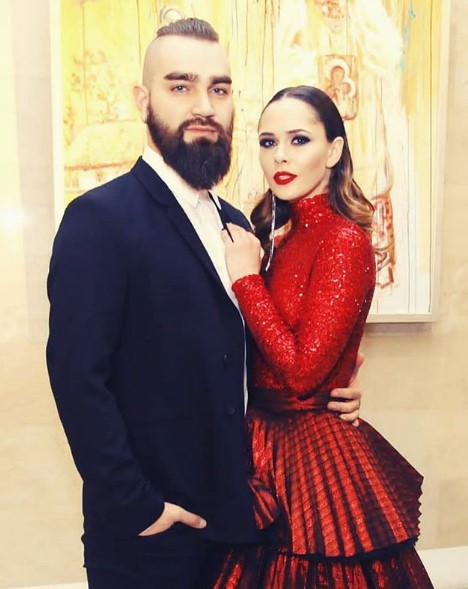 Юлия Санина с мужем