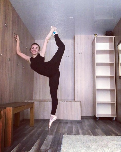 Надежда Мейхер занимается балетом фото