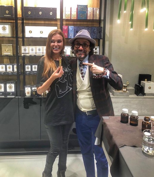 Слава Каминская представила свой аромат фото