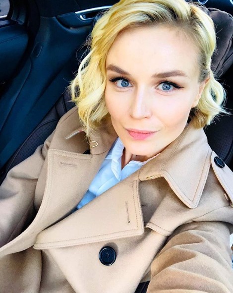 Полина Гагарина на селфи