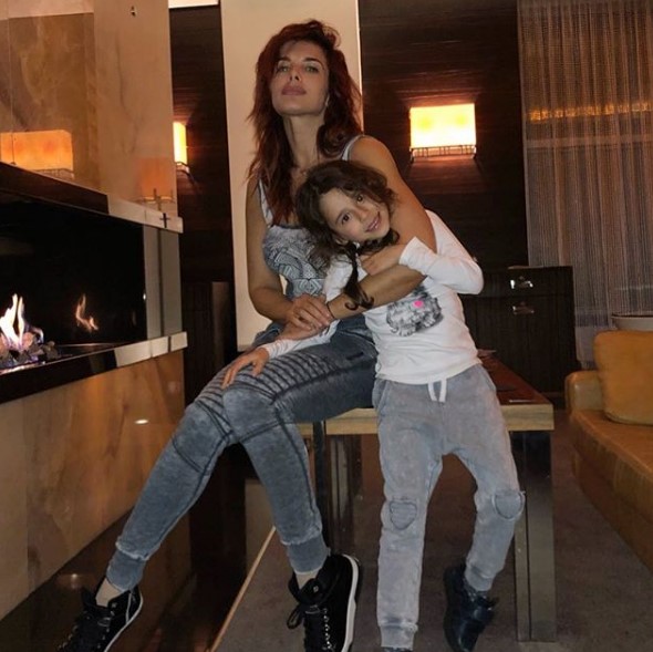 Ольга Романовская с дочкой фото