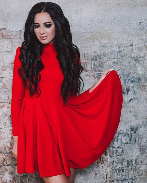 Ольга Бузова в красном платье фото