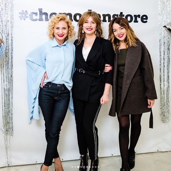 Елена Кравец в черном костюме фото