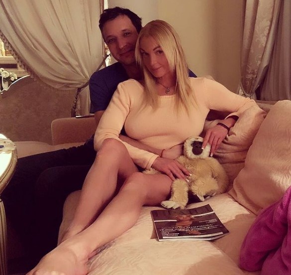 Анастасия Волочкова со своим бойфрендом фото