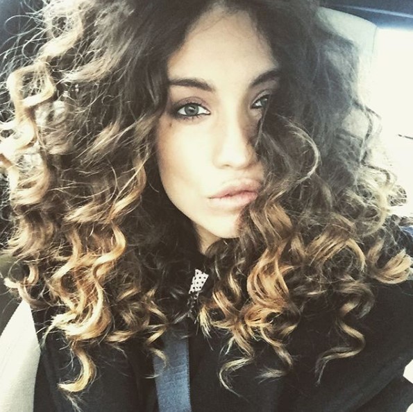 Виктория Дайнеко селфи