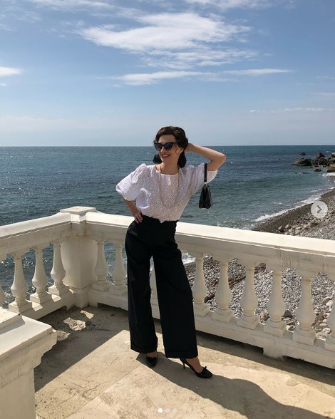 Екатерина Вилкова в стильном аутфите фото