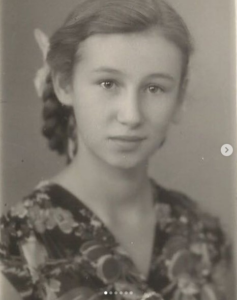 Мама Эвелины Бледанс на архивном снимке