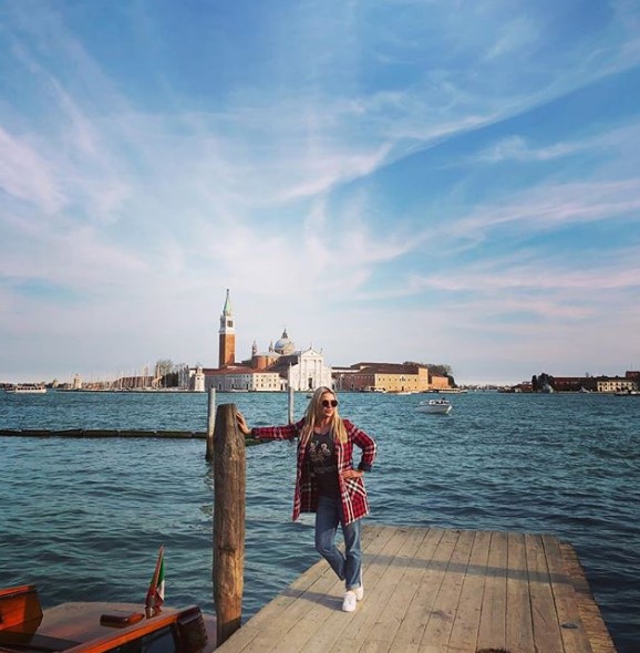 Анна Семенович в Венеции фото