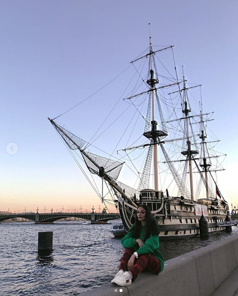 Алена Водонаева в Санкт-Петербурге фото