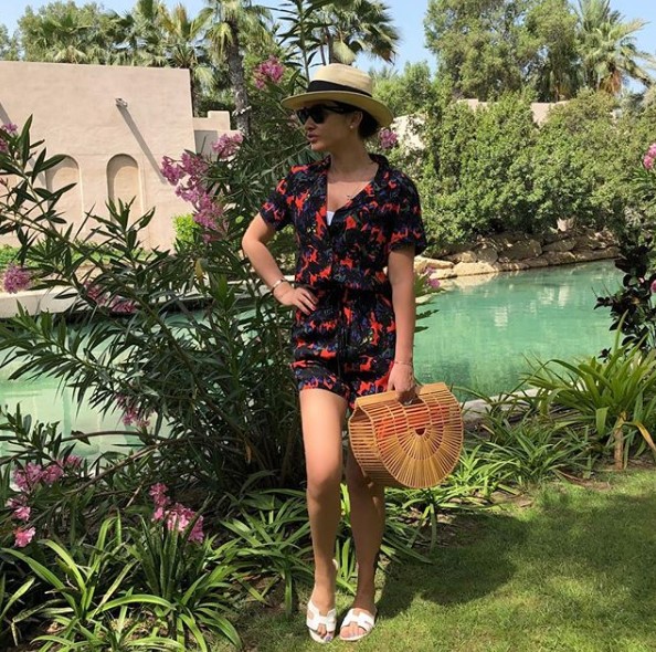 Ксения Бородина в комбинезоне фото